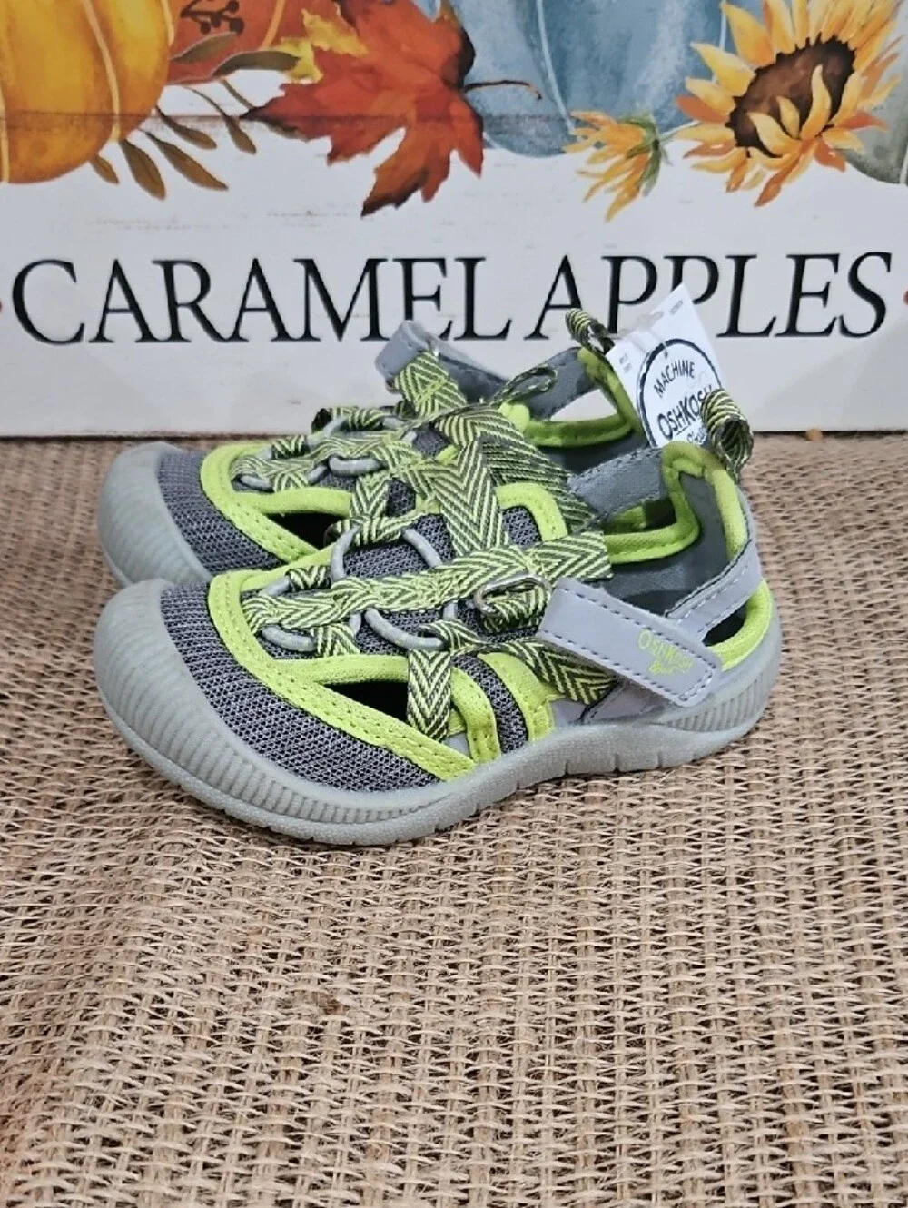 OSHKOSH B'Gosh Lime Green and Gray Active Sandals Sz 5 Toddler Water Shoes